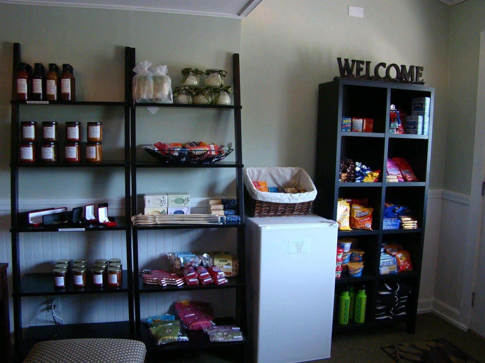 Bay Leaf Cottages & Bistro Lincolnville Exteriör bild